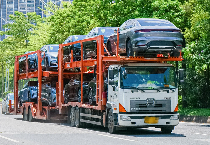 轻松搞定轿车运输，四川到上海舒适出行